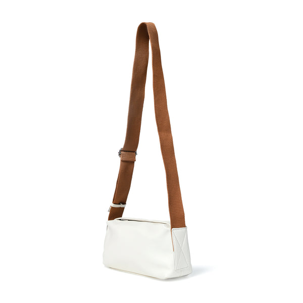 Urban Ease – Minimalist Everyday Crossbody Bag
